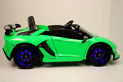 Электромобиль Lamborghini Aventador SVJ Зеленый