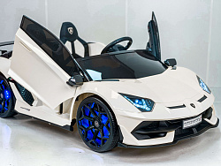 Электромобиль Lamborghini Aventador SVJ Белый